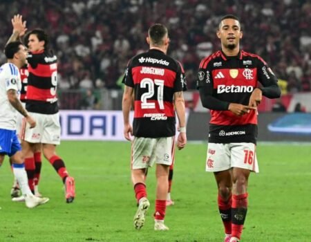 Palmeiras e Flamengo avançam às quartas de final da Copa Libertadores