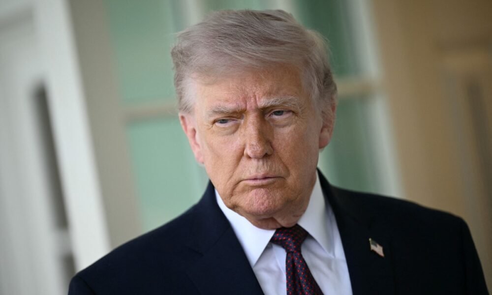 EUA comunicam órgão brasileiro sobre apuração de incidente com aeronave presidencial de Donald Trump