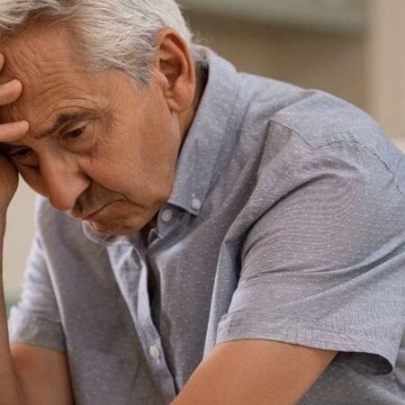 Golpistas usam SMS falso sobre prova de vida para invadir contas e aplicar fraudes em aposentados