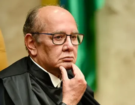 Gilmar Mendes admite que STF pode reavaliar exigência de diploma para jornalistas