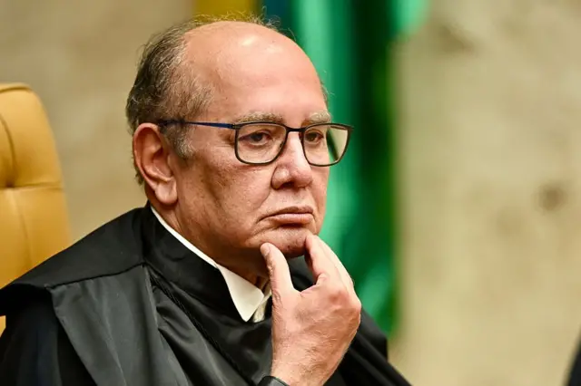 Gilmar Mendes admite que STF pode reavaliar exigência de diploma para jornalistas