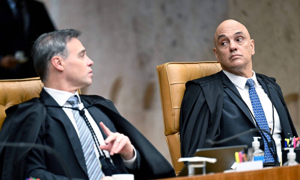 PoderData/Aya: André Mendonça tem 50% de aprovação e Alexandre de Moraes registra 33%