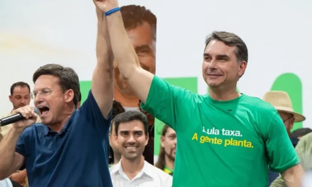 João Roma anuncia programação de Flávio Bolsonaro na Bahia, com carreata em Vitória da Conquista
