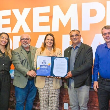 Prefeitura sanciona leis que fortalecem o civismo e a valorização da história de Vitória da Conquista
