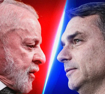 Eleição acirrada: Lula tem 43% e Flávio Bolsonaro registra 42% dos votos válidos no 1º turno, aponta PoderData/Aya