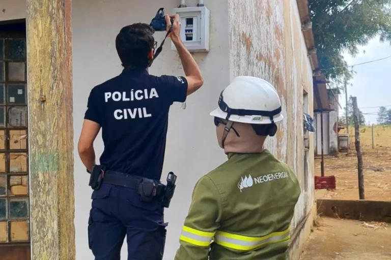 Gato de energia elétrica equivalente ao consumo mensal de 7,5 mil imóveis é flagrado no Distrito Federal